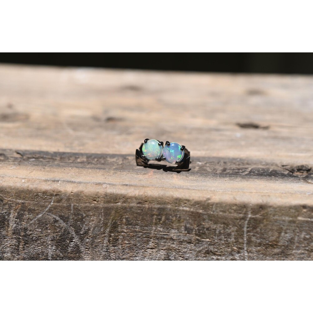 Welo Opal earrings in 925 sterling silver